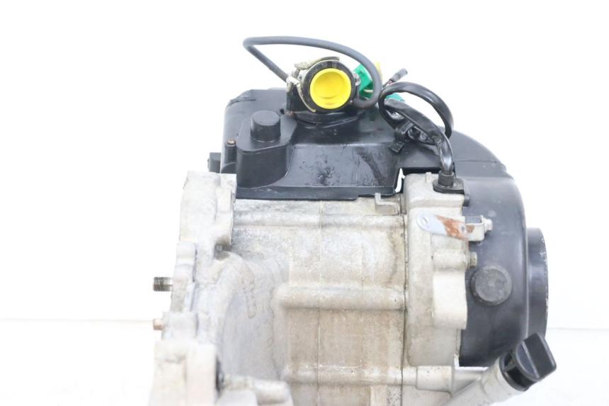 photo de ENGINE BAOTIAN TRAVEL SPIRIT 50 (2010 - 2012) - Fixing points details