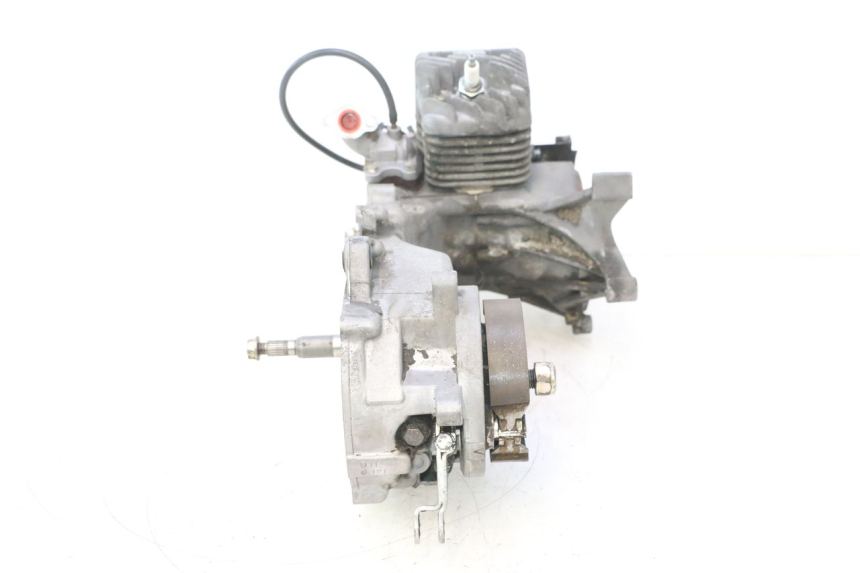 photo de ENGINE PEUGEOT TREKKER 50 (1995 - 2004) - Focus on structure