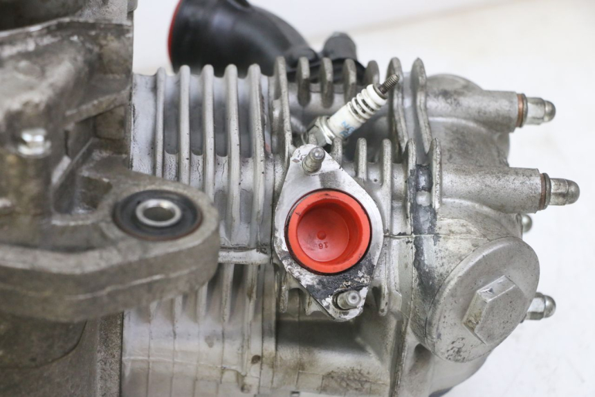 photo de ENGINE PEUGEOT TWEET 4T 50 (2014 - 2019) - Zoom on usage condition