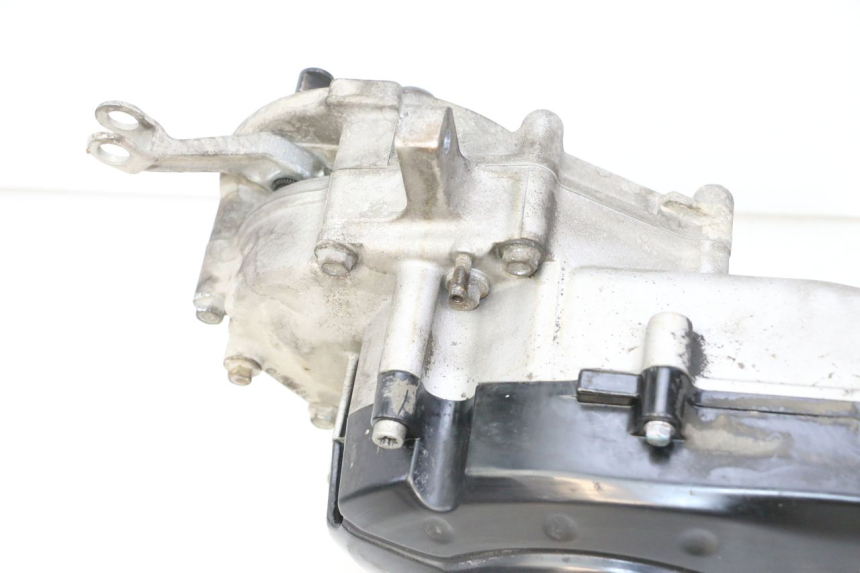 photo de ENGINE PEUGEOT TWEET 4T 50 (2018 - 2022) - Surface and material condition