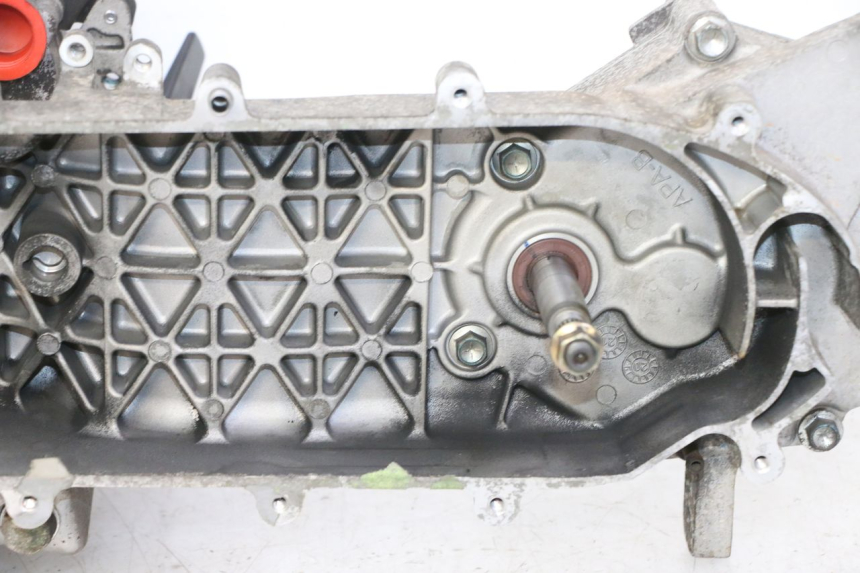 photo de ENGINE PEUGEOT TWEET PRO EFI 4T 50 (2021 - 2022) - Zoom on usage condition