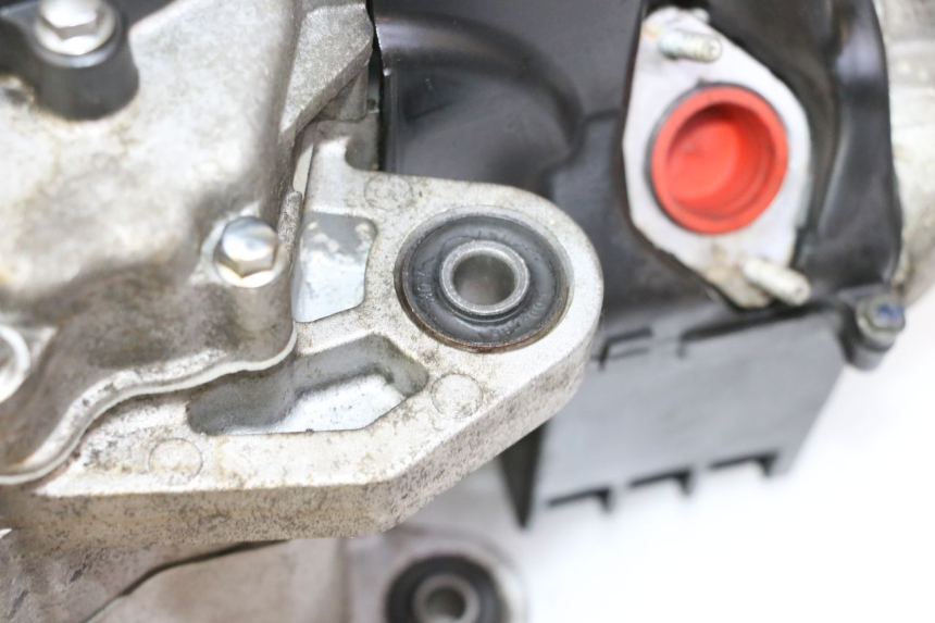 photo de ENGINE PEUGEOT TWEET PRO EFI 4T 50 (2021 - 2022) - Fixing points details