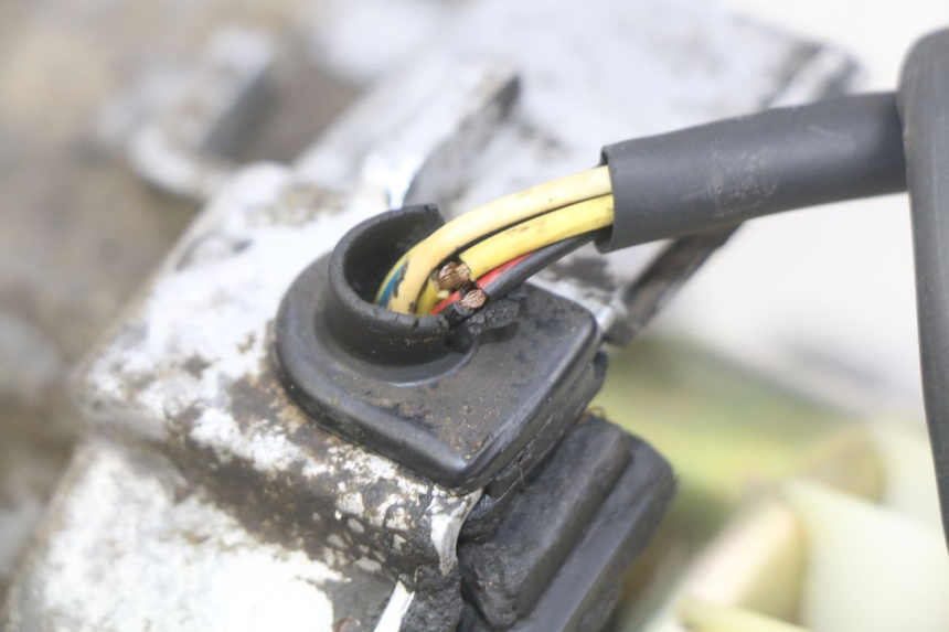 photo de ENGINE PEUGEOT V-CLIC VCLIC 50 (2007 - 2013) - Fixing points details