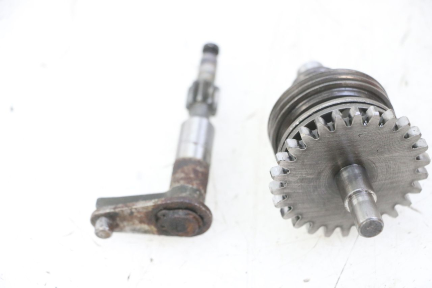 photo de EXHAUST VALVE ENGINE HONDA MTX TC02 125 (1987 - 1989) - Alternative perspective