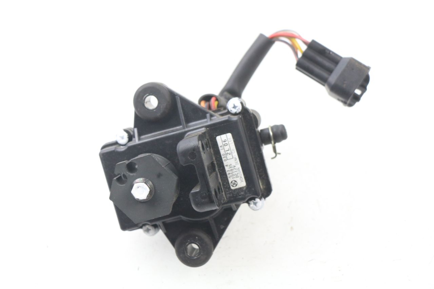 photo de EXHAUST VALVE ENGINE DUCATI M796 MONSTER 796 (2010 - 2014) - Main view