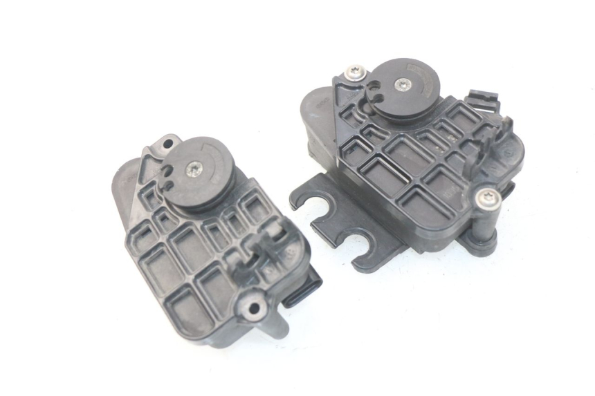 photo de EXHAUST VALVE ENGINE BMW S RR ABS S1000RR 1000 (2009 - 2011) - Main view