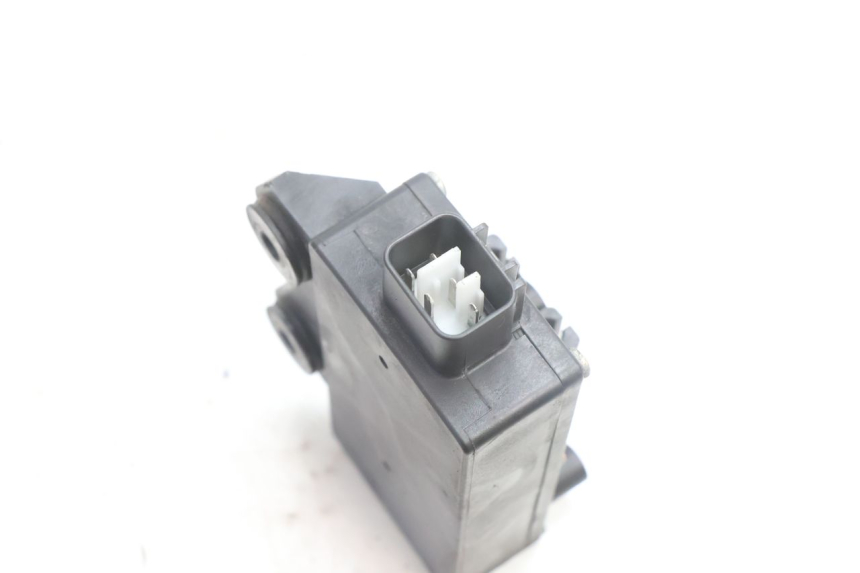 photo de EXHAUST VALVE ENGINE YAMAHA YZF R6 600 (2008 - 2009) - Alternative perspective
