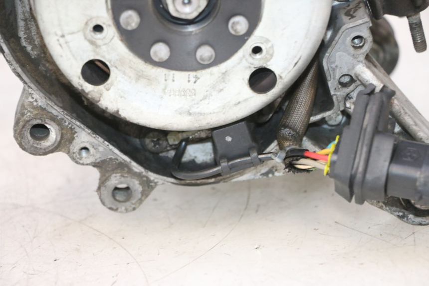 photo de ENGINE PIAGGIO VESPA LX 2T 50 (2005 - 2013) - Alternative angle