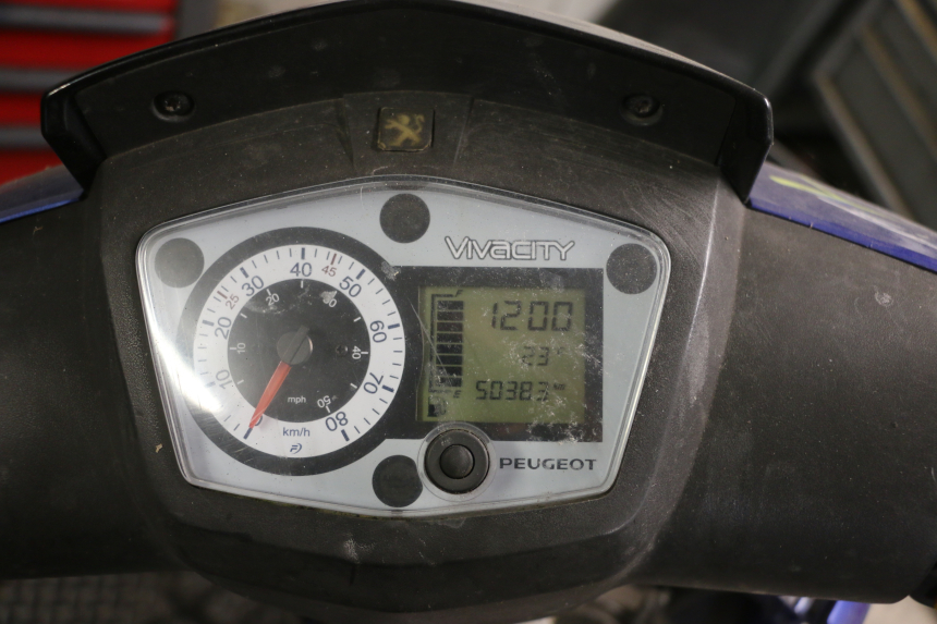 photo de ENGINE PEUGEOT VIVACITY NEW 4T 50 (2008 - 2017) - Main view