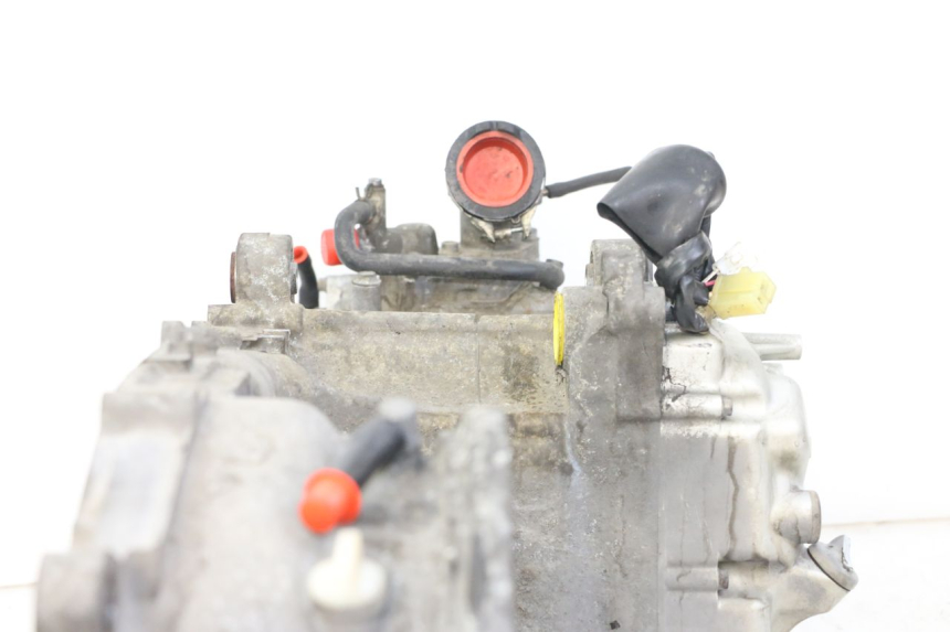 photo de ENGINE YAMAHA X-MAX XMAX ABS 250 (2010 - 2014) - Surface and material condition