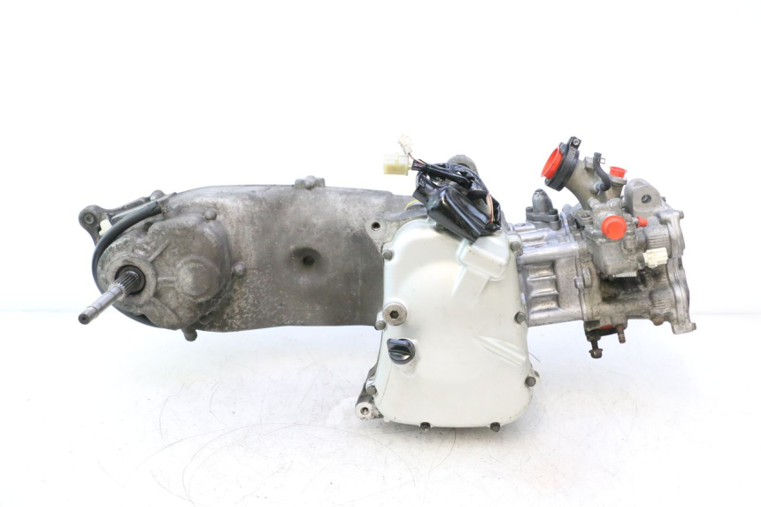photo de ENGINE YAMAHA XMAX X-MAX 125 (2006 - 2009) - Spare part profile view