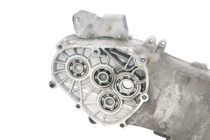 photo de ENGINE PIAGGIO X8 STREET 125 (2006 - 2007) - Surface and material condition