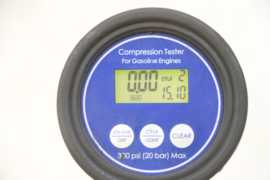 photo de ENGINE YAMAHA XJ6 ABS 600 (2008 - 2016) - Alternative perspective