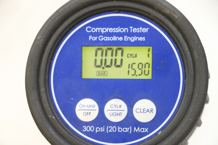 photo de ENGINE YAMAHA XJ6 ABS 600 (2008 - 2016) - Fixing points details
