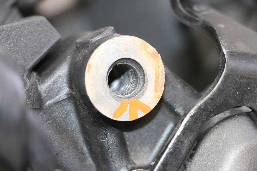 photo de ENGINE YAMAHA XJ6 ABS 600 (2008 - 2016) - Surface and material condition