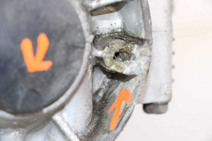 photo de ENGINE YAMAHA XJN DIVERSION 600 (2000 - 2003) - Surface and material condition