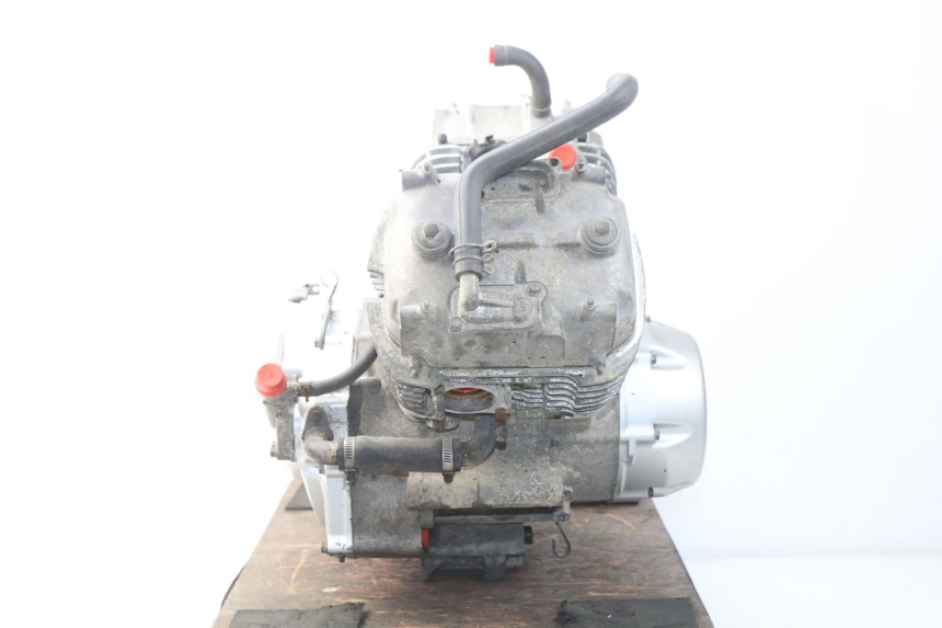 photo de ENGINE HONDA XLV VARADERO 125 (2000 - 2006) - Distinctive features