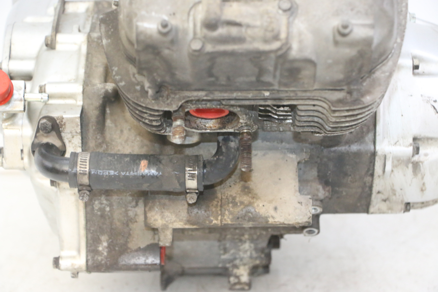 photo de ENGINE HONDA XLV VARADERO 125 (2000 - 2006) - Distinctive features