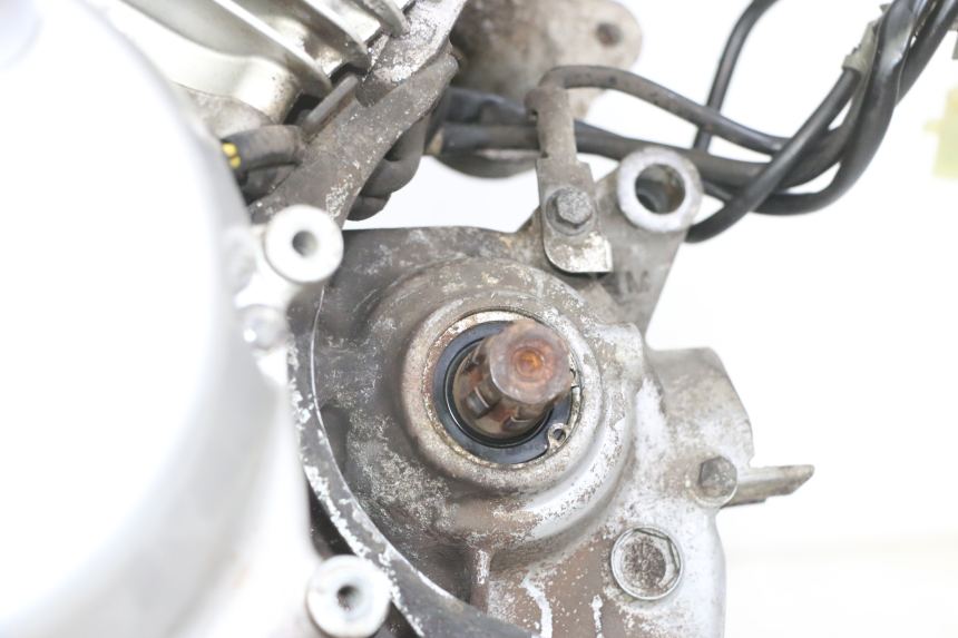 photo de ENGINE HONDA XLV VARADERO 125 (2000 - 2006) - Alternative perspective