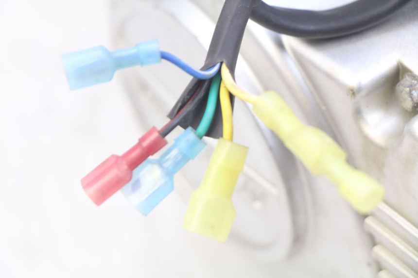 photo de ENGINE ZHEJIANG XMOTOS XB-81 50 - Fixing points details