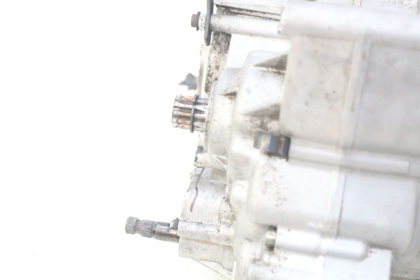 photo de ENGINE PEUGEOT XP6 50 (1997 - 2003) - Distinctive features