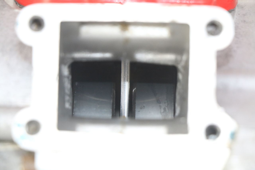 photo de ENGINE PEUGEOT XP6 50 (1997 - 2003) - Zoom on usage condition