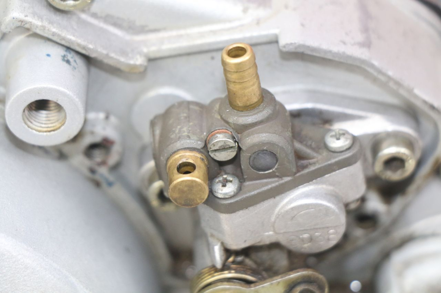 photo de ENGINE PEUGEOT XP6 50 (1997 - 2003) - Surface and material condition