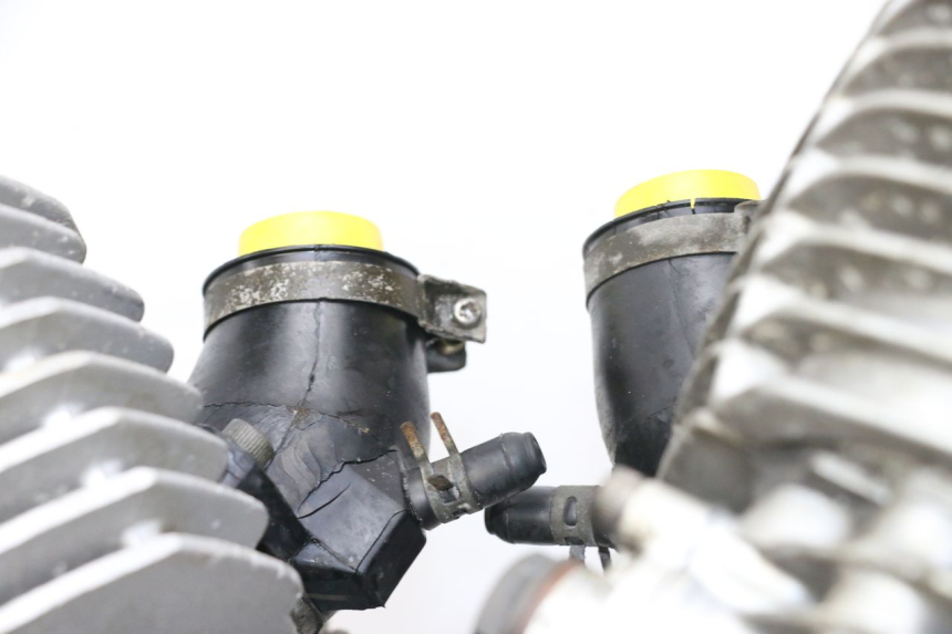 photo de ENGINE YAMAHA XVS DRAG STAR DRAGSTAR 650 (1997 - 2007) - Component detail