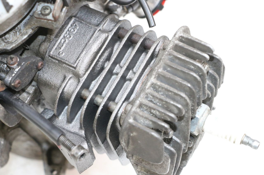 photo de ENGINE YAMAHA YN NEO'S 50 (1997 - 2004) - Fixing points details