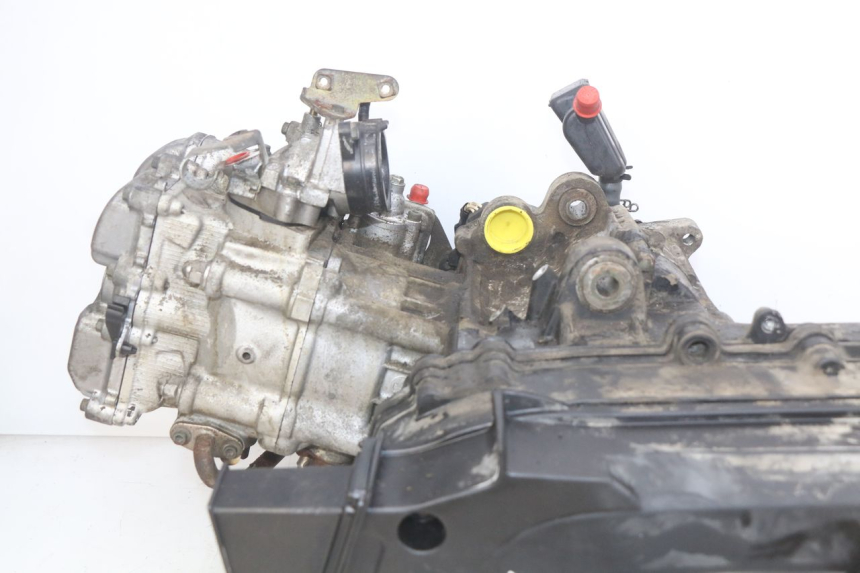 photo de ENGINE YAMAHA YP MAJESTY 400 (2004 - 2008) - High-resolution close-up