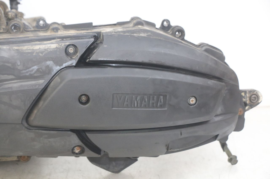 photo de ENGINE YAMAHA YP MAJESTY 400 (2004 - 2008) - Detailed visual inspection