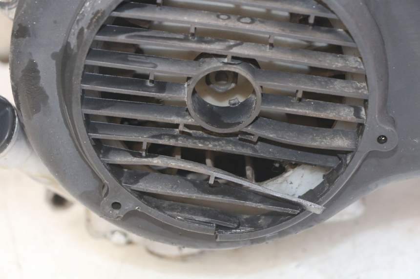 photo de ENGINE YIYING YY125T 125 (2006 - 2014) - Markings and original references