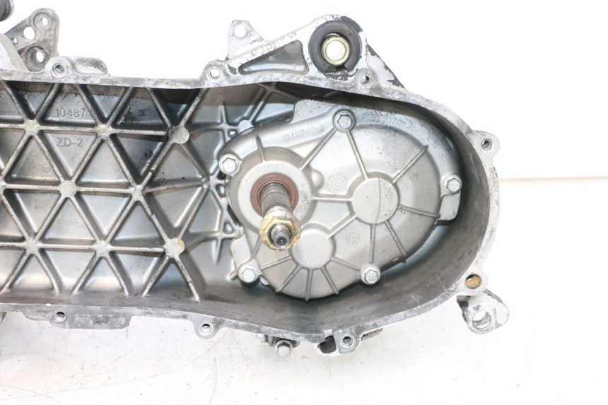 photo de ENGINE PIAGGIO ZIP 2T 50 (2009 - 2019) - Detailed visual inspection