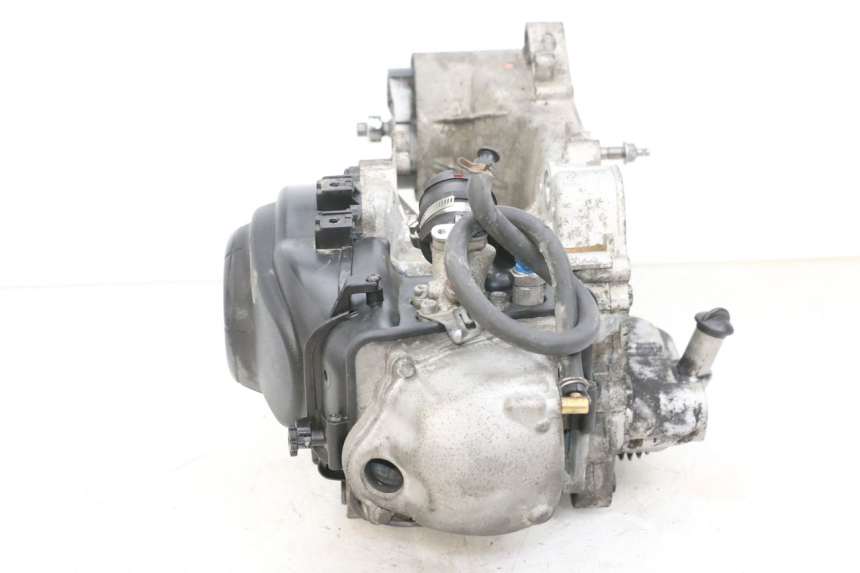 photo de ENGINE PIAGGIO ZIP 4T 50 (2018 - 2020) - Detailed visual inspection