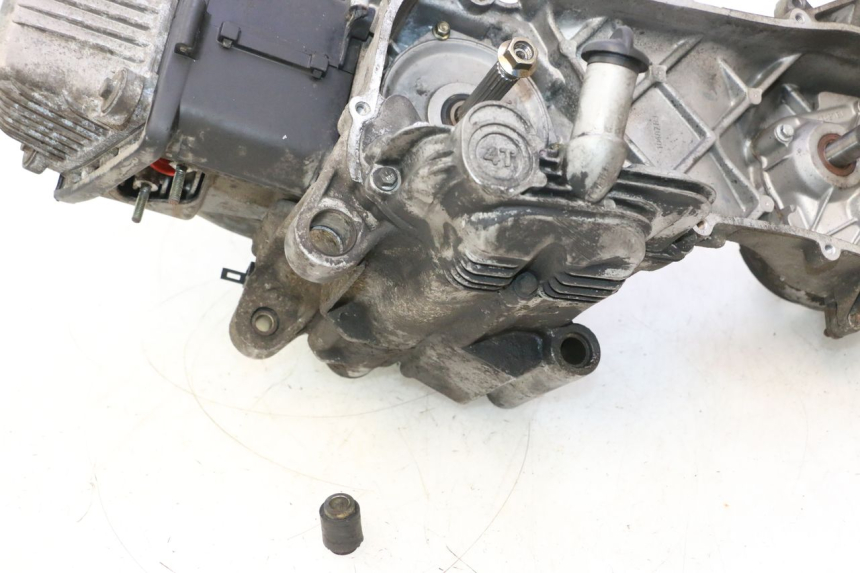 photo de ENGINE PIAGGIO ZIP 4T 50 (2006 - 2017) - Alternative perspective