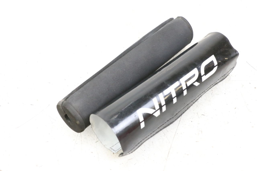 photo de BAR PAD NITRO MOTORS THUNDER 125 - Alternative perspective