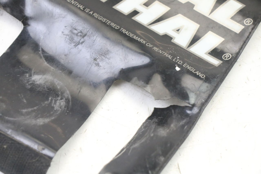 photo de BAR PAD YAMAHA YZ-F YZF 250 (2007 - 2013) - Fixing points details