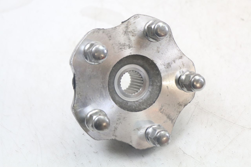 photo de REAR WHEEL HUB SYM FIDDLE 3 III 125 (2014 - 2020) - Alternative perspective
