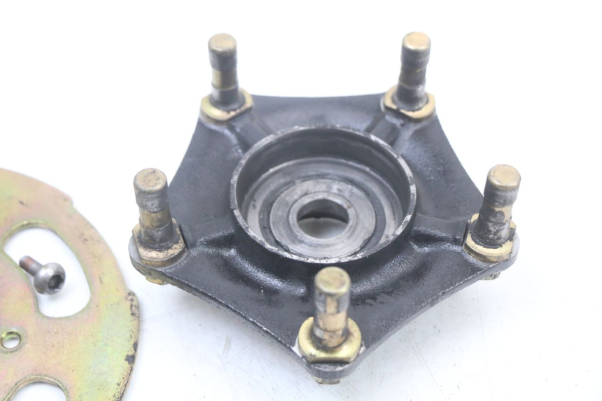 photo de REAR WHEEL HUB HONDA NTV DEAUVILLE 650 (1998 - 2001) - Zoom on usage condition
