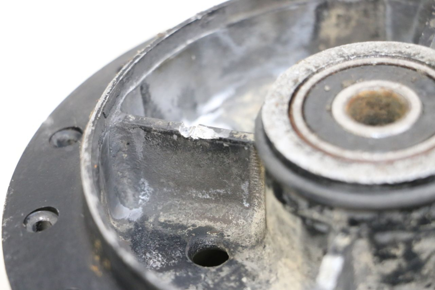 photo de REAR WHEEL HUB YAMAHA PW 80 (1983 - 2014) - Technical close-up