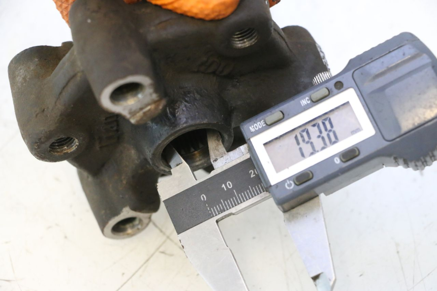 photo de REAR WHEEL HUB RAZZO QTR 50 (2011 - 2018) - Technical close-up