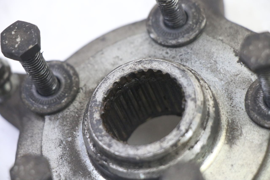 photo de REAR WHEEL HUB PEUGEOT SATELIS 250 (2006 - 2012) - Zoom on usage condition