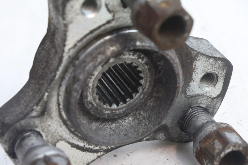 photo de REAR WHEEL HUB PEUGEOT SATELIS 125 (2006 - 2009) - Zoom on usage condition
