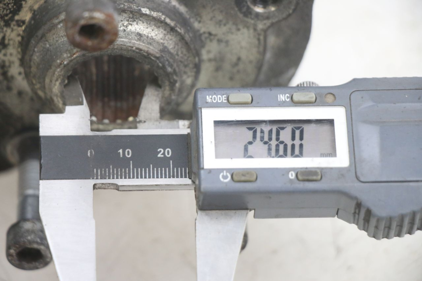 photo de REAR WHEEL HUB PIAGGIO X9 125 (2000 - 2003) - Component detail