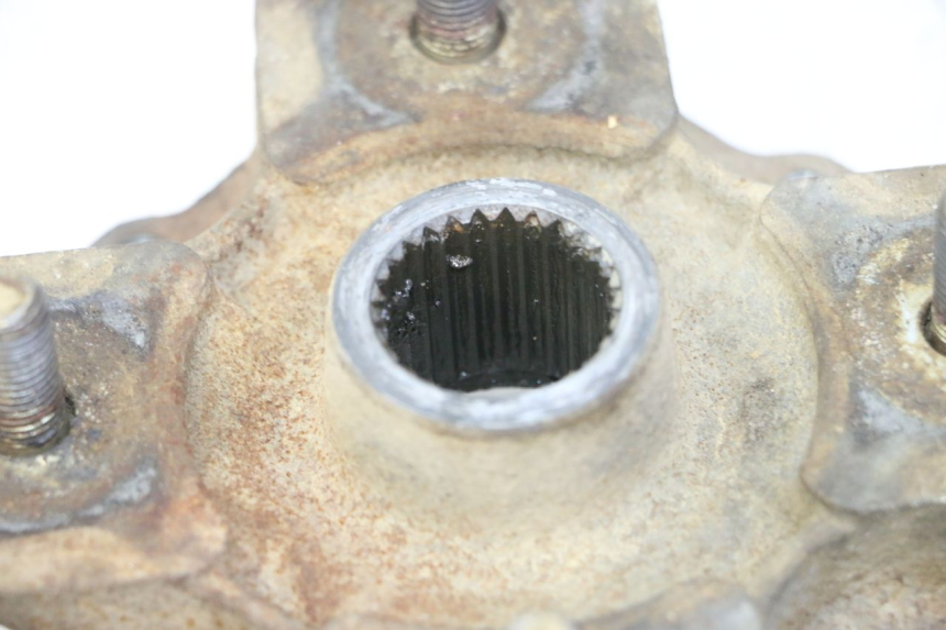 photo de REAR WHEEL HUB YAMAHA YFM GRIZZLY 550 (2008 - 2015) - Fixing points details