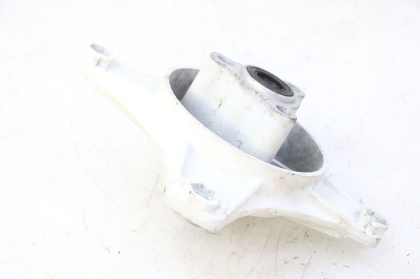 photo de FRONT WHEEL HUB SKYTEAM DAX REPLICA 110 (2005 - 2015) - Technical close-up
