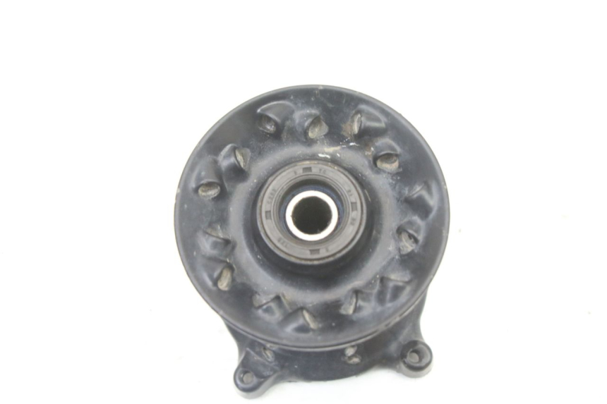 photo de FRONT WHEEL HUB HONDA CR 85 (2003 - 2007) - Fixing points details