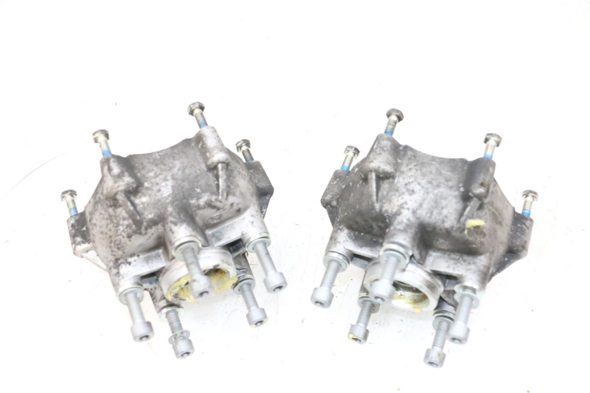 photo de FRONT WHEEL HUB PIAGGIO MP3 HPE 300 (2019 - 2026) - Zoom on usage condition