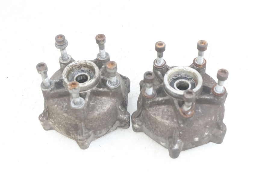 photo de FRONT WHEEL HUB PIAGGIO MP3 LT 400 (2007 - 2012) - Alternative perspective