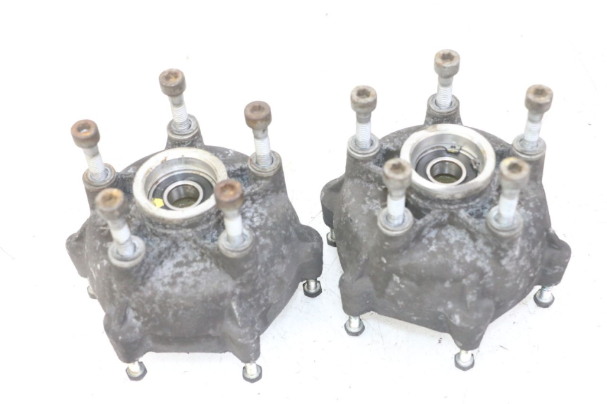 photo de FRONT WHEEL HUB PIAGGIO MP3 LT 300 (2010 - 2016) - Product overview